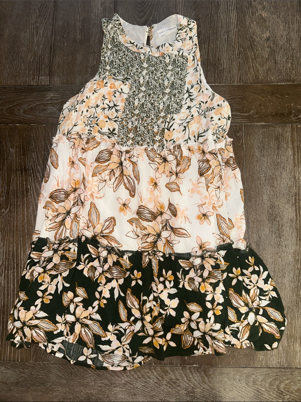 Coco + Jaimeson Floral Button Front tunic - Cream & Green
